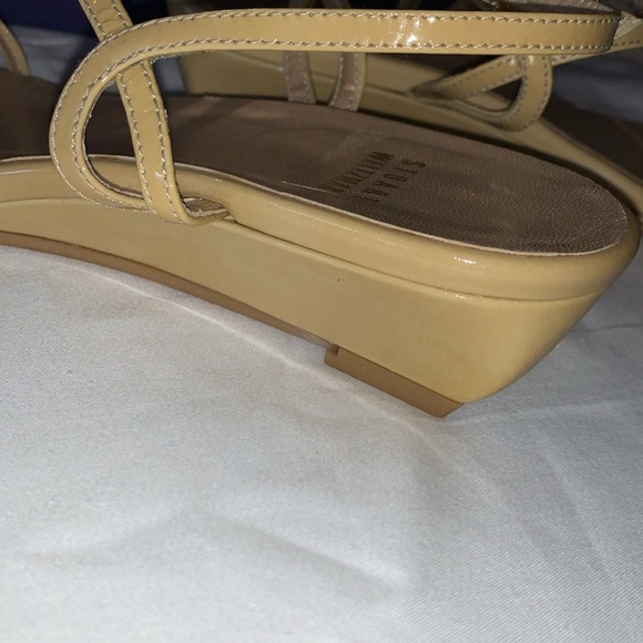Gently Loved Stuart Weitzman Sandal Hummus Aniline - Picture 5 of 6